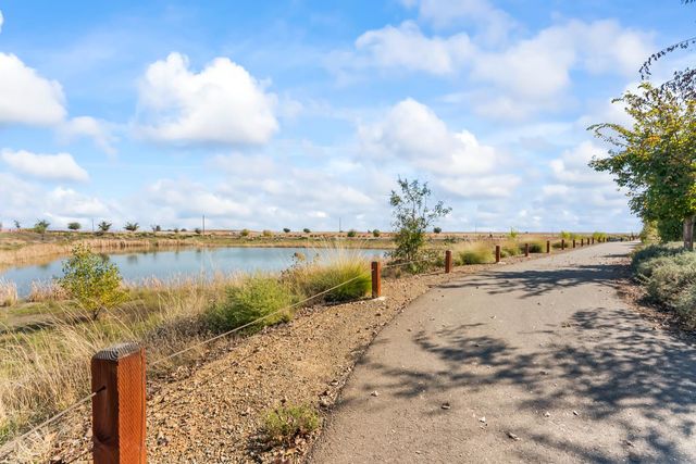 4156 Salt Point Way, Rancho Cordova, CA 95742