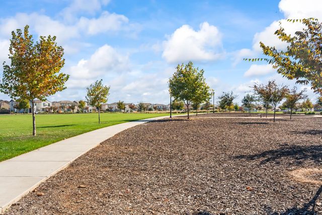 4156 Salt Point Way, Rancho Cordova, CA 95742