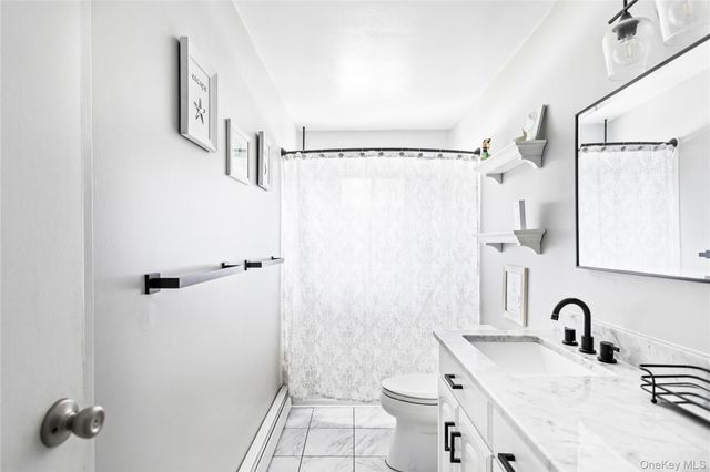 7 Mount McKinley Avenue, Farmingville, NY 11738