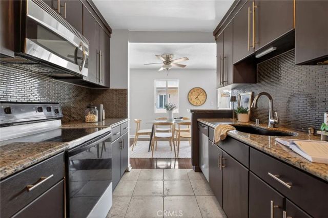 5412 Lindley Avenue 322, Encino, CA 91316