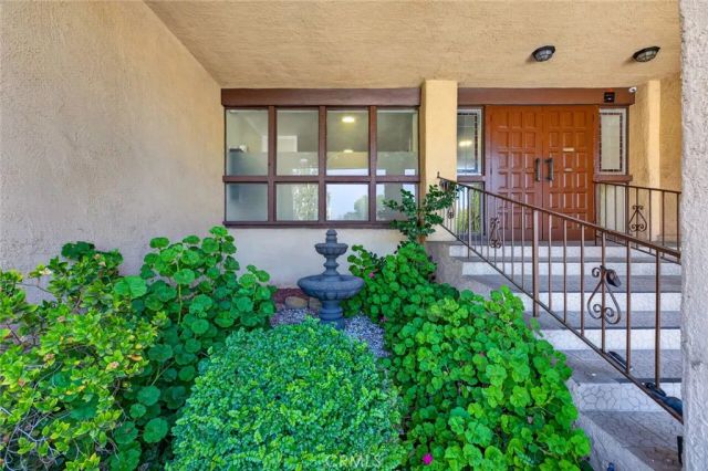 5412 Lindley Avenue 322, Encino, CA 91316