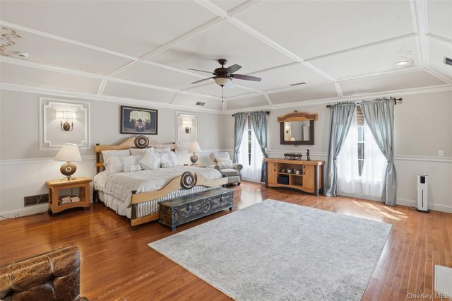 5 Albertanna Court, Hopewell Junction, NY 12533