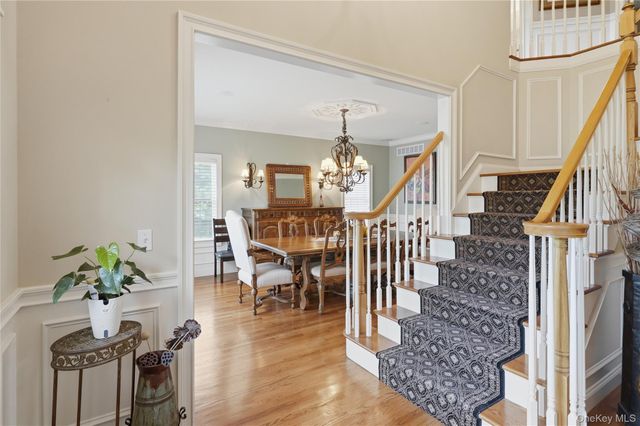 5 Albertanna Court, Hopewell Junction, NY 12533