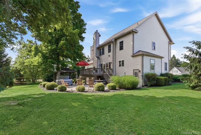 5 Albertanna Court, Hopewell Junction, NY 12533