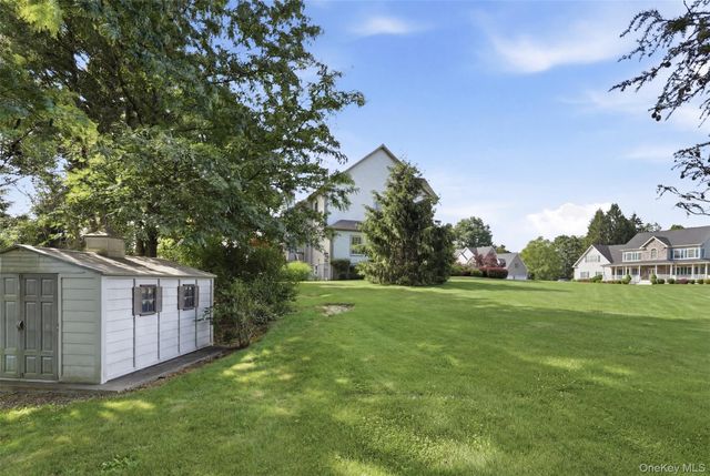 5 Albertanna Court, Hopewell Junction, NY 12533