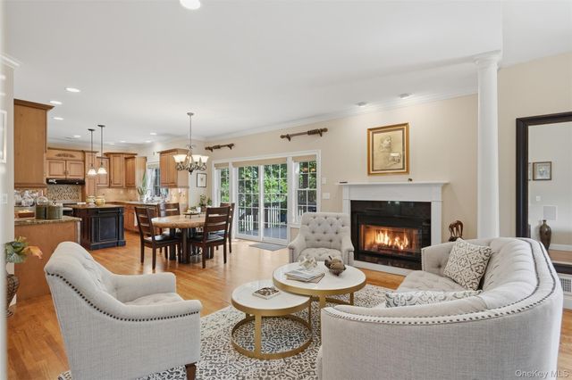 5 Albertanna Court, Hopewell Junction, NY 12533