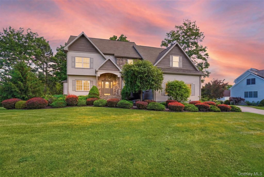 5 Albertanna Court, Hopewell Junction, NY 12533