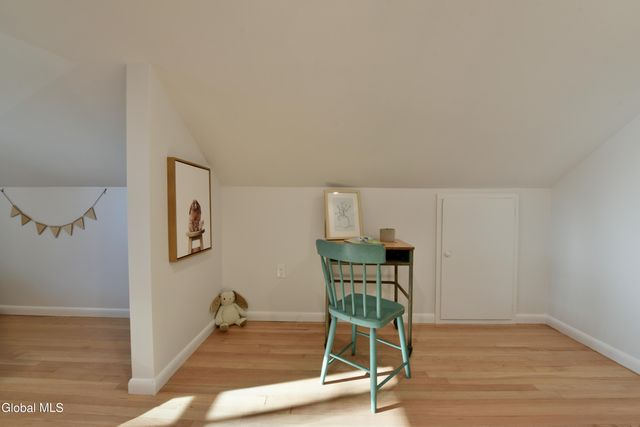 871 Maxwell Drive, Niskayuna, NY 12309