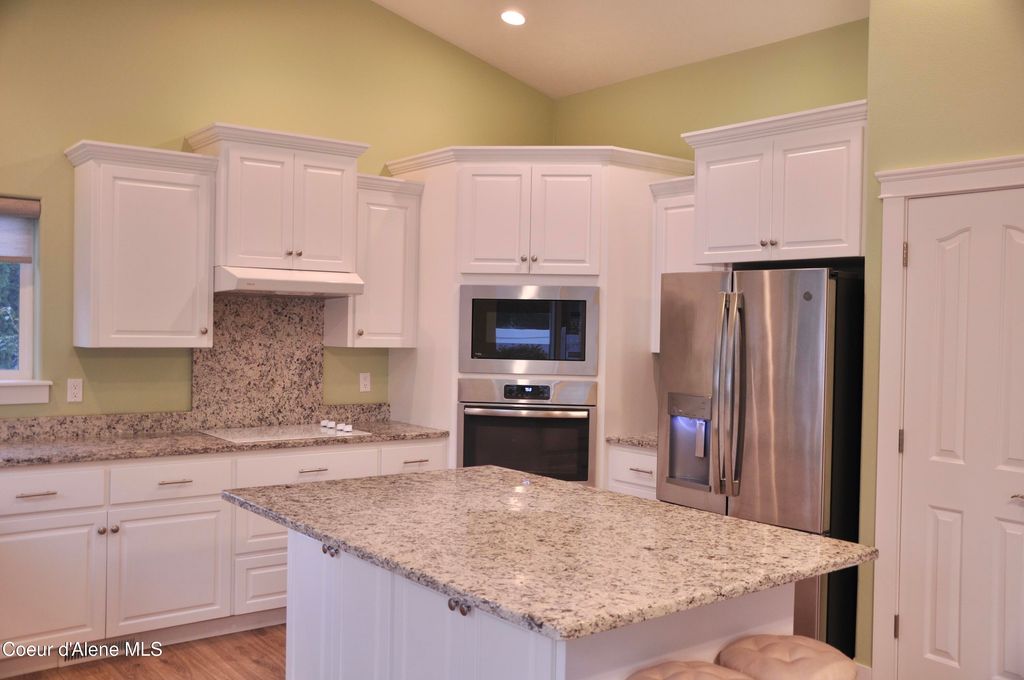 10723 N Murcia LN, Hayden, ID 83835 photo 4