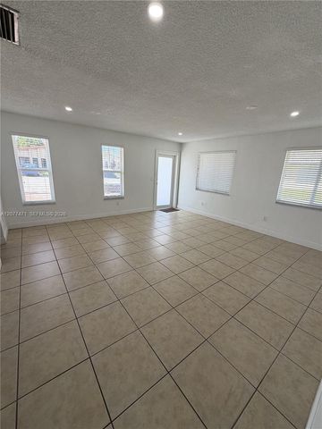 8867 SW 25th Street 8867, Miami, FL 33165