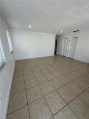 8867 SW 25th Street 8867, Miami, FL 33165