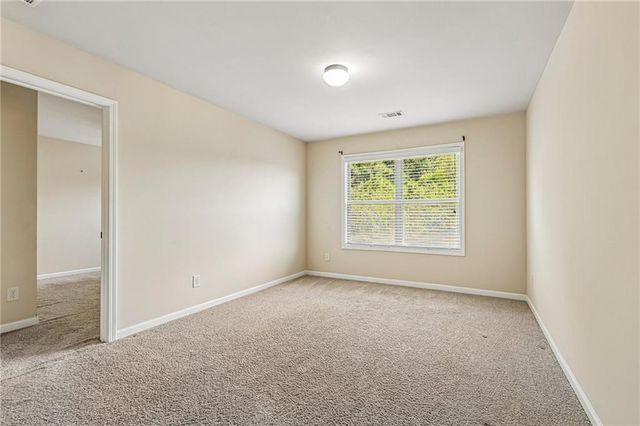 202 Inverness Avenue, Newnan, GA 30263