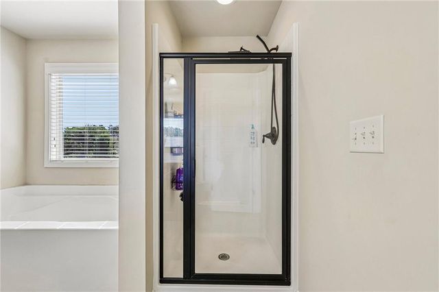 202 Inverness Avenue, Newnan, GA 30263