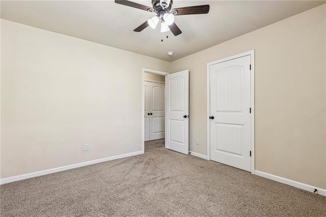 202 Inverness Avenue, Newnan, GA 30263