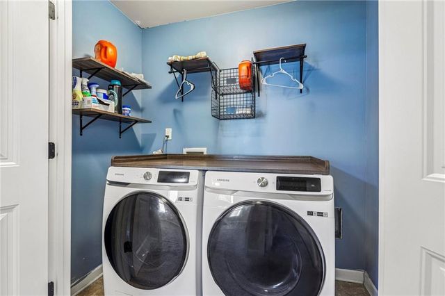 202 Inverness Avenue, Newnan, GA 30263