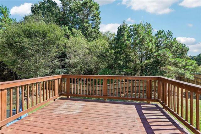 202 Inverness Avenue, Newnan, GA 30263