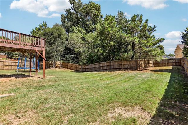 202 Inverness Avenue, Newnan, GA 30263