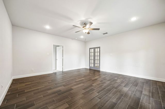 344 Cyprus Grove Drive, Lavon, TX 75166