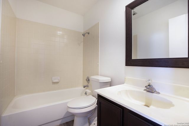 9646 Bratton, San Antonio, TX 78245