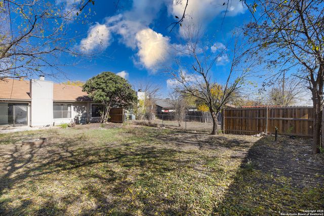 9646 Bratton, San Antonio, TX 78245