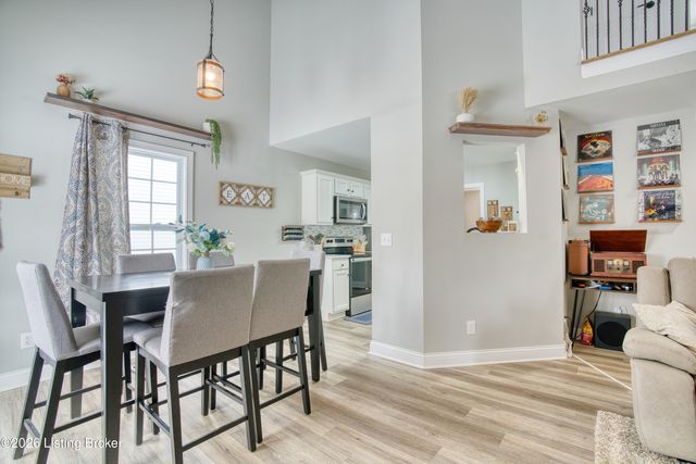 3078 Barlows Brook Rd, Shelbyville, KY 40065