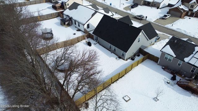 3078 Barlows Brook Rd, Shelbyville, KY 40065