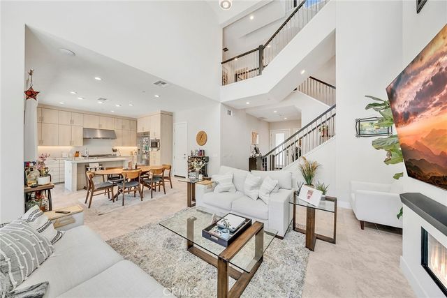 241 Burwood, Lake Forest, CA 92630