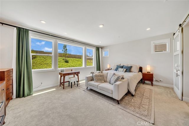 241 Burwood, Lake Forest, CA 92630