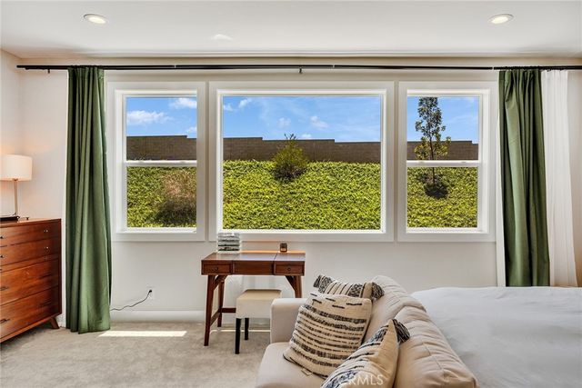 241 Burwood, Lake Forest, CA 92630