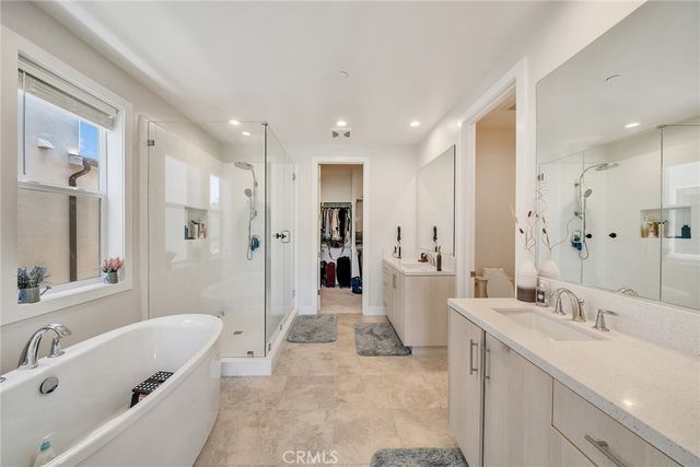 241 Burwood, Lake Forest, CA 92630