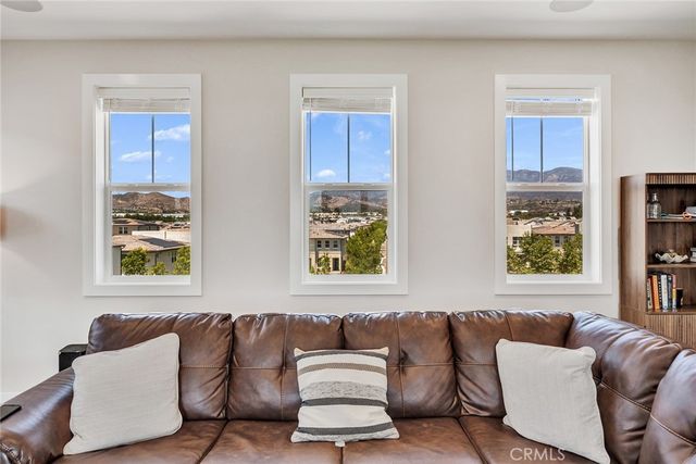241 Burwood, Lake Forest, CA 92630