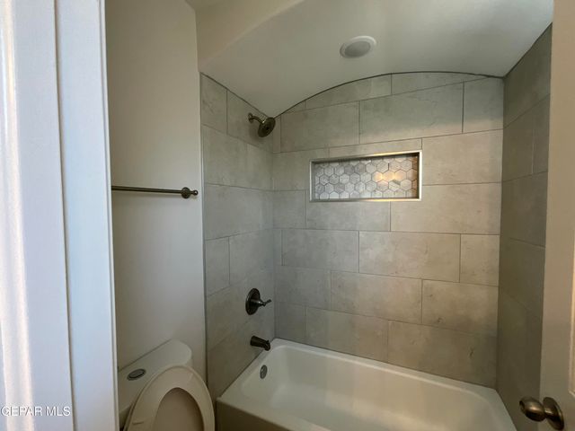 517 La Entrada Circle, Santa Teresa, NM 88008