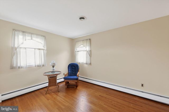 556 PATRICE LN, West Chester, PA 19380