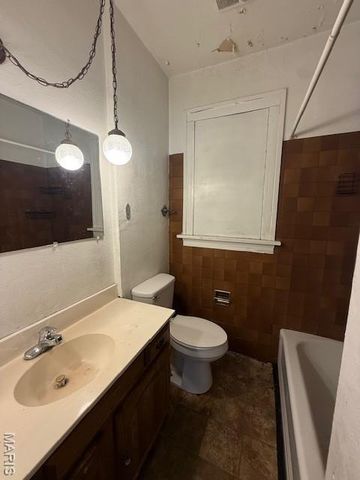 3816 W Main Street, Belleville, IL 62226