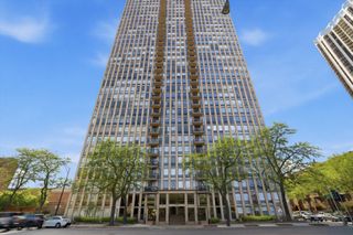 1660 N La Salle Drive 1004, Chicago, IL 60614