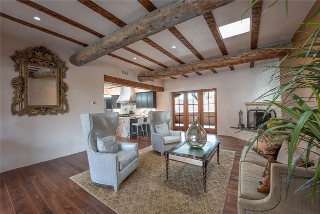 26 Estates Drive, Santa Fe, NM 87506