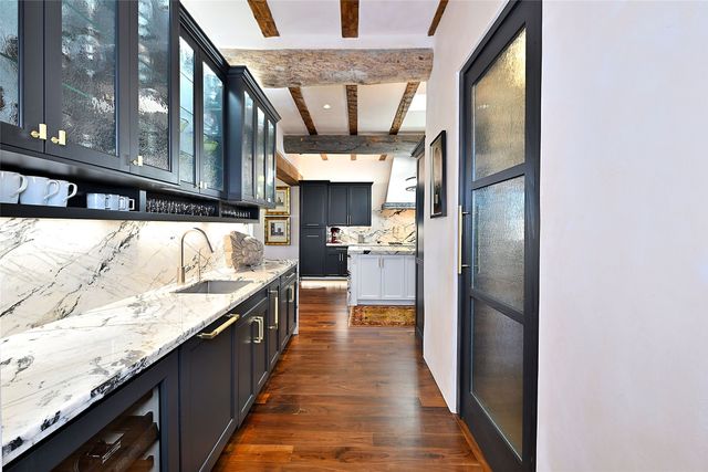 26 Estates Drive, Santa Fe, NM 87506