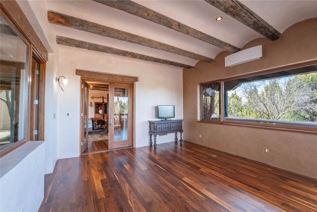 26 Estates Drive, Santa Fe, NM 87506