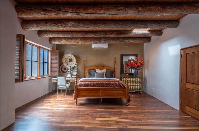 26 Estates Drive, Santa Fe, NM 87506