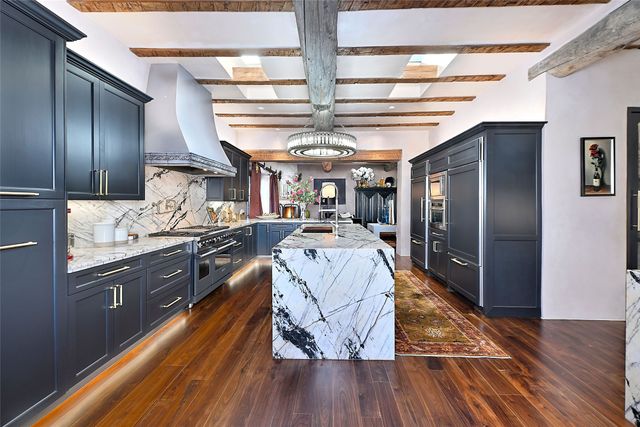 26 Estates Drive, Santa Fe, NM 87506