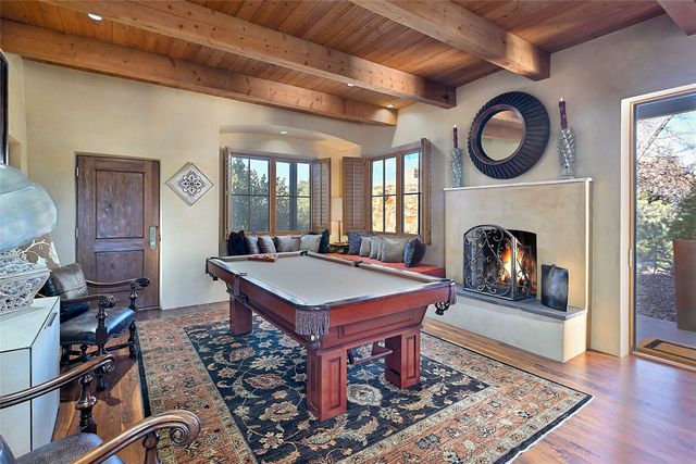 26 Estates Drive, Santa Fe, NM 87506