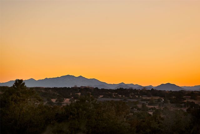 26 Estates Drive, Santa Fe, NM 87506