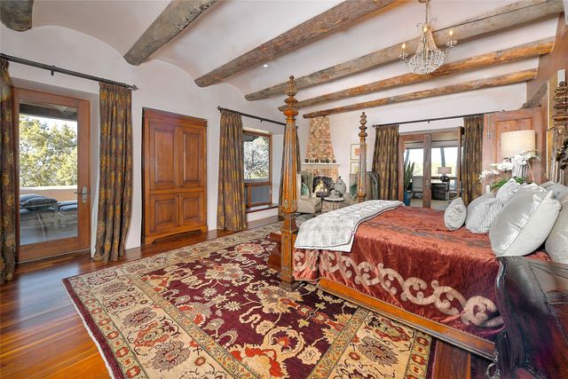 26 Estates Drive, Santa Fe, NM 87506