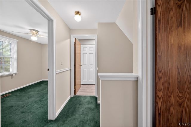 6143 Palisades Dr, Cicero, NY 13039