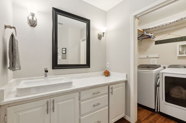 9427 Hobart Street, Dallas, TX 75218