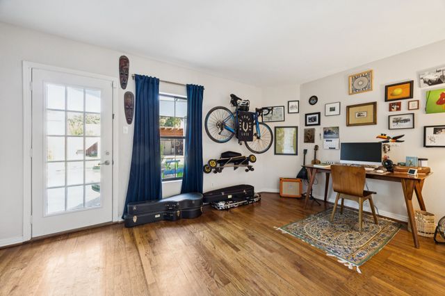 9427 Hobart Street, Dallas, TX 75218