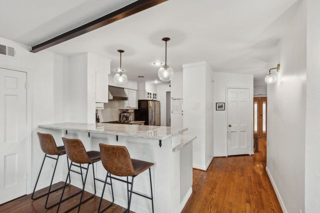 9427 Hobart Street, Dallas, TX 75218