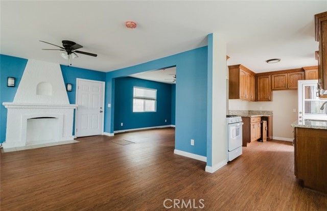 2226 Hauser Boulevard, Los Angeles, CA 90016