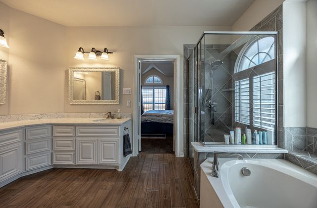 8520 Pinewood Drive, Fort Worth, TX 76123