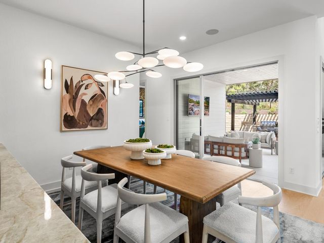 134 Hazy Hills LOOP, Dripping Springs, TX 78620